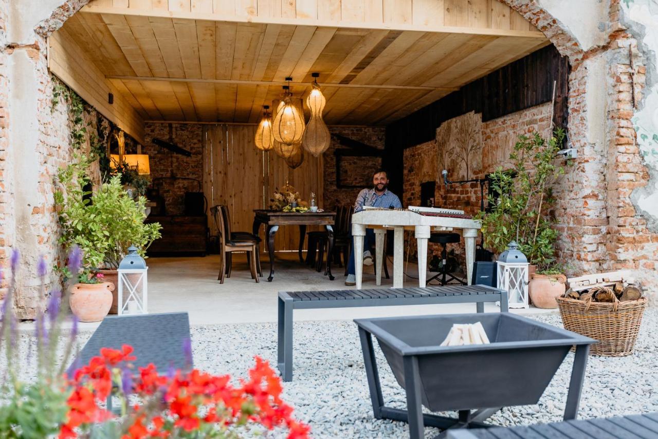 Hotel Anna Draga Colun Esterno foto